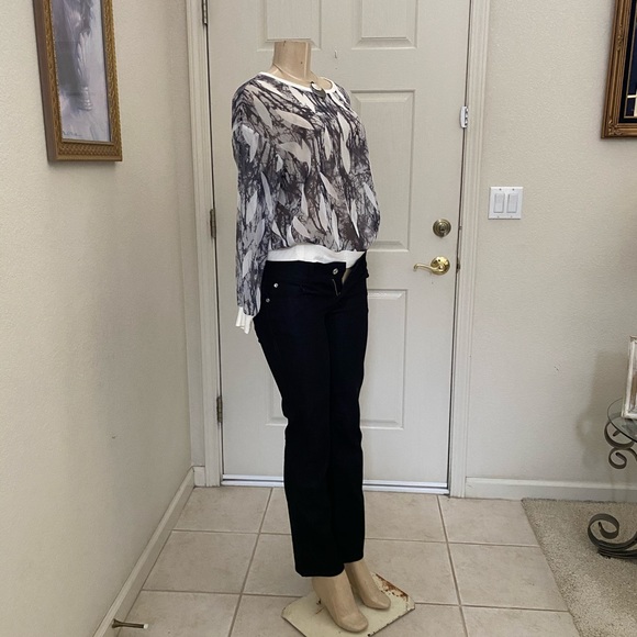 “JORDACHE” 🖤 SUPER CUTE 🌹Premium, black jeans - Picture 11 of 16